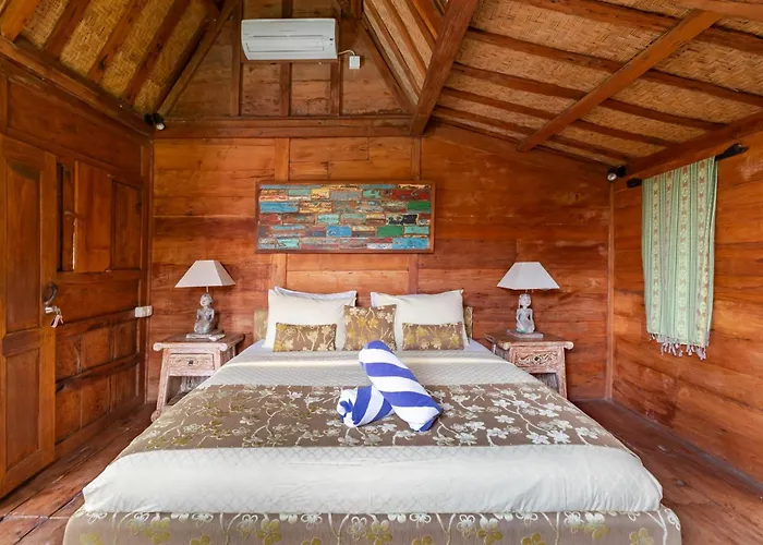 Villa Sukacita - Family Friendly 4br Eat Street 900m Walk To