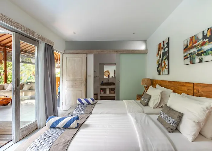 Sukacita - Family Friendly 4br Eat Street 900m Walk To Villa *