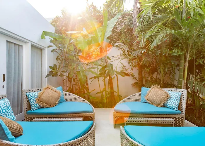 Sukacita - Family Friendly 4br Eat Street 900m Walk To Villa *