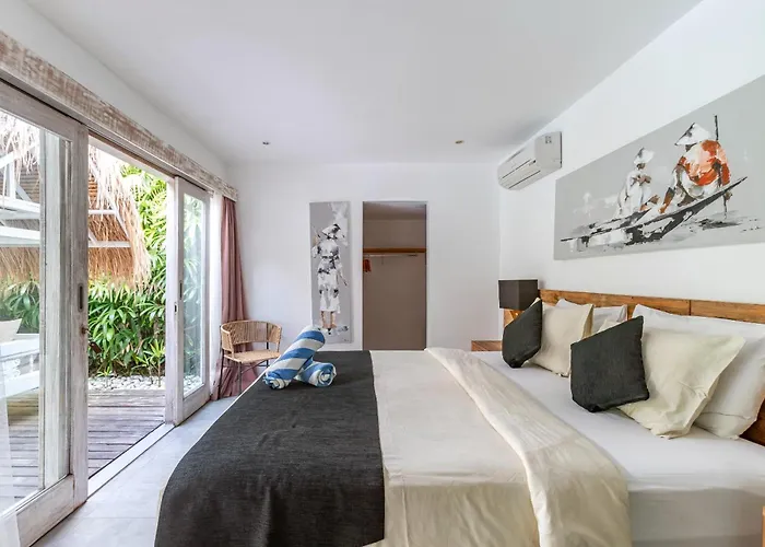 Sukacita - Family Friendly 4br Eat Street 900m Walk To Villa