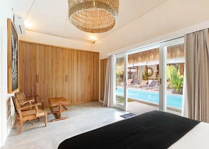Villa Sukacita - Family Friendly 4br Eat Street 900m Walk To *