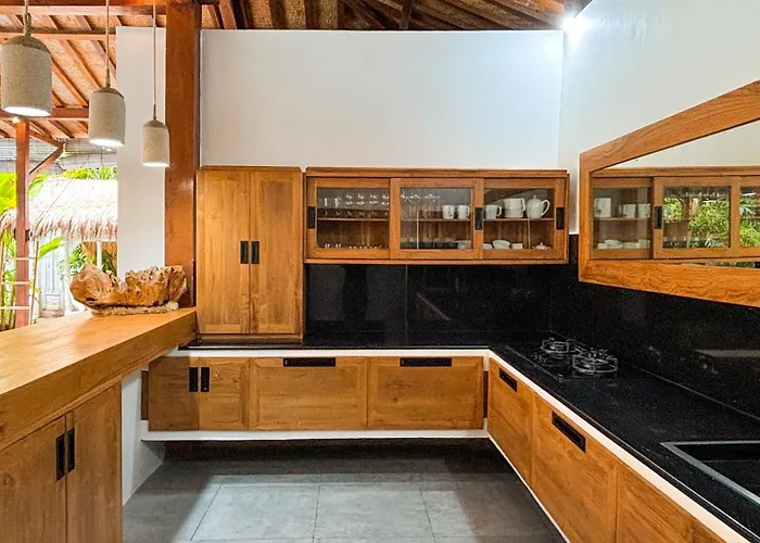 Sukacita - Family Friendly 4br Eat Street 900m Walk To Seminyak (Bali)