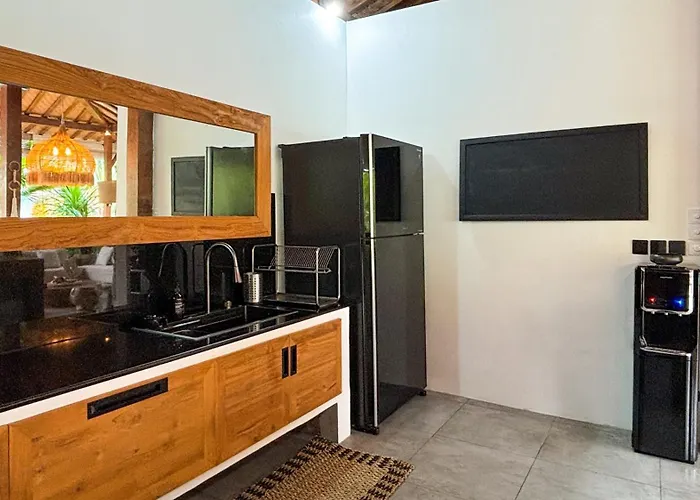 Sukacita - Family Friendly 4br Eat Street 900m Walk To Villa Seminyak (Bali)